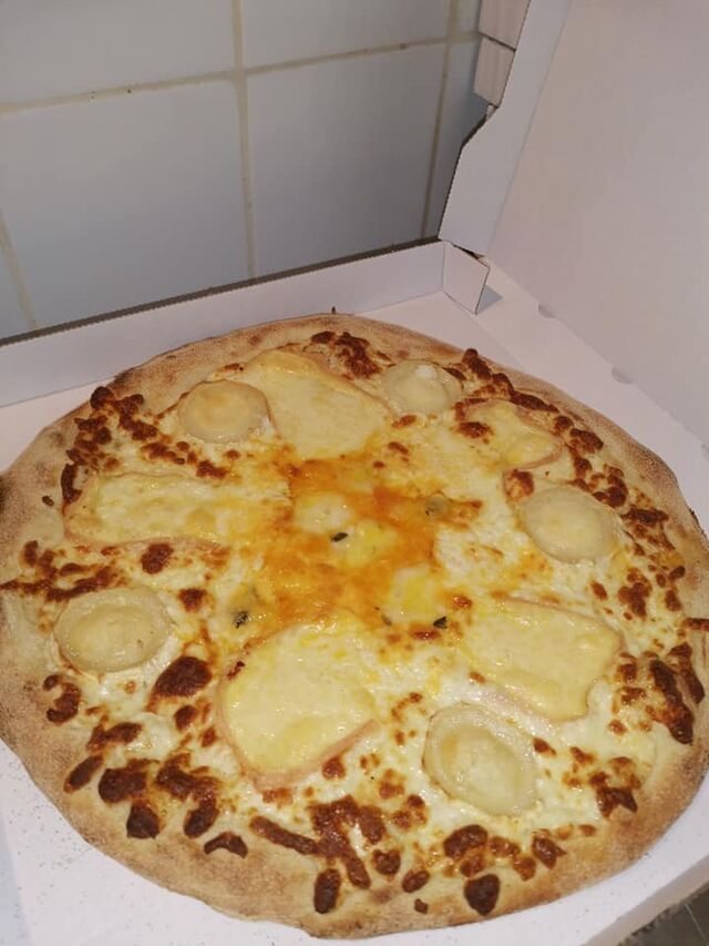 Pizza 4 fromages