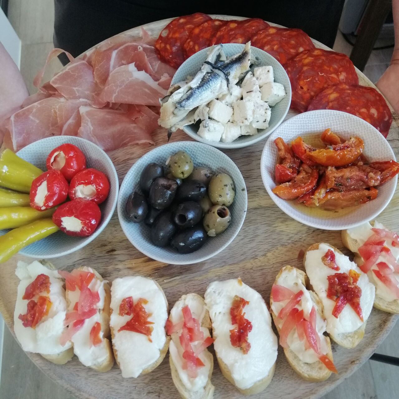 Tapas Plank 8.00€/pp