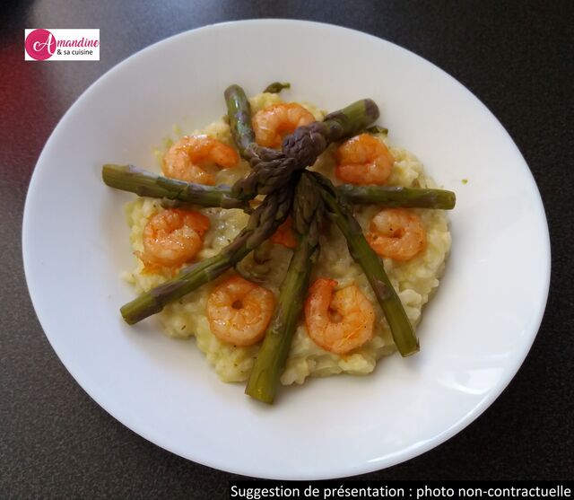 Risotto à la crème d’asperges vertes et crevettes poêlées au paprika
