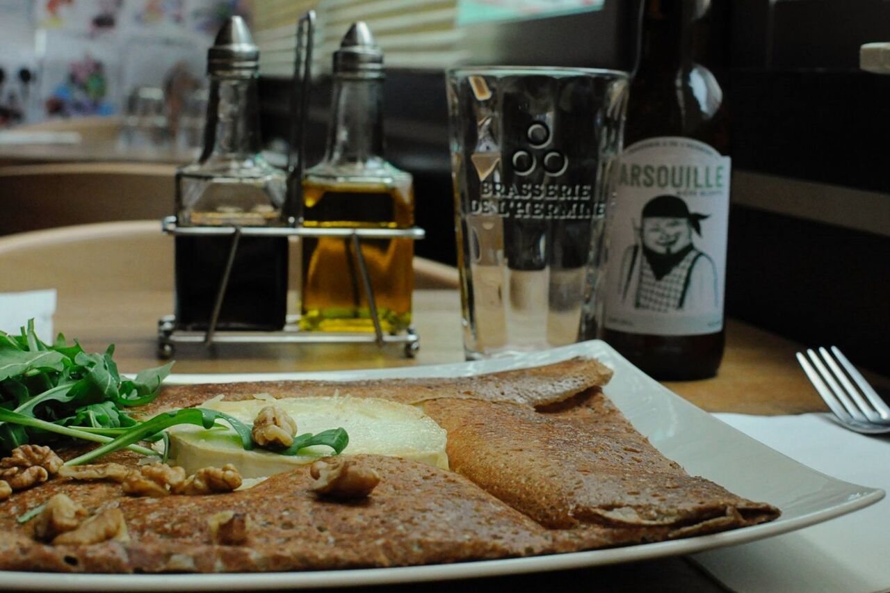 La Chandeleur, les Crêpes et la Galette Bretonne : Un Festin Historique.