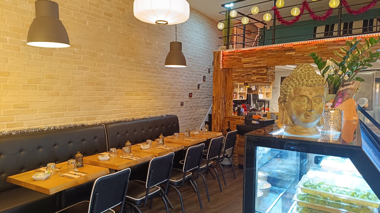 Dee Dee Thai sushi 2024