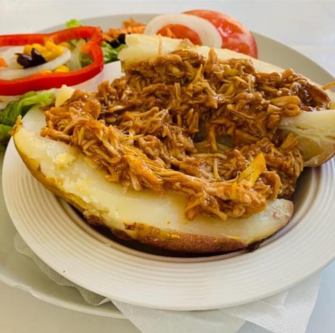 PATATA CAZADORA CHICKEN BBQ
