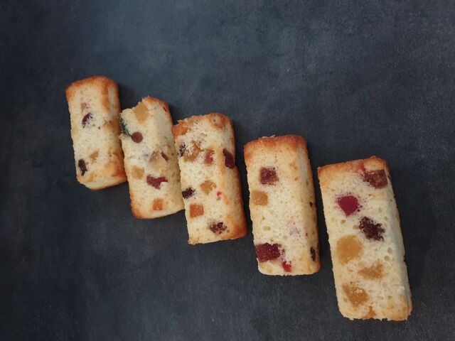 Mini-cake aux fruits confits
