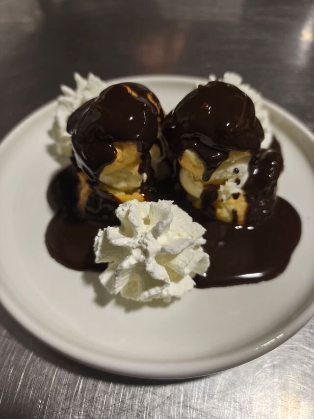 Profiterole au chocolat