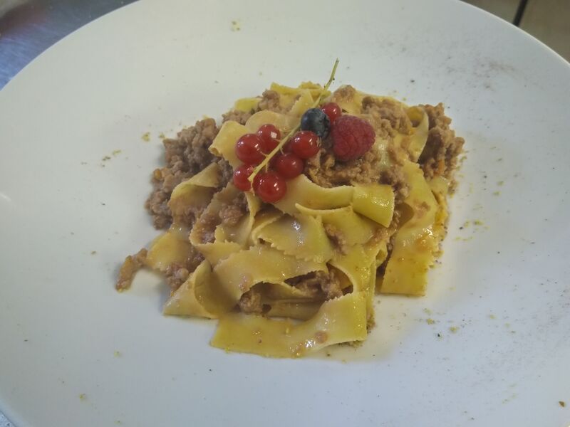 Tagliatelle fatte in casa alla lepre