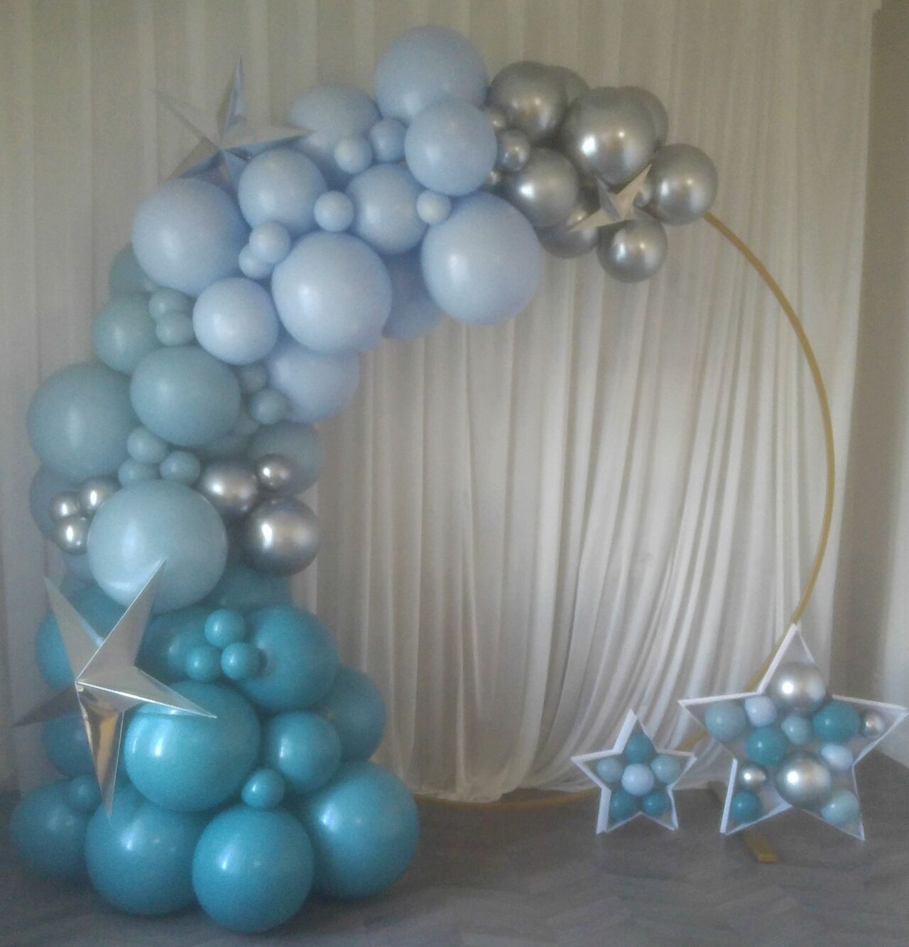 Arche sur structure ronde thème Angel Star