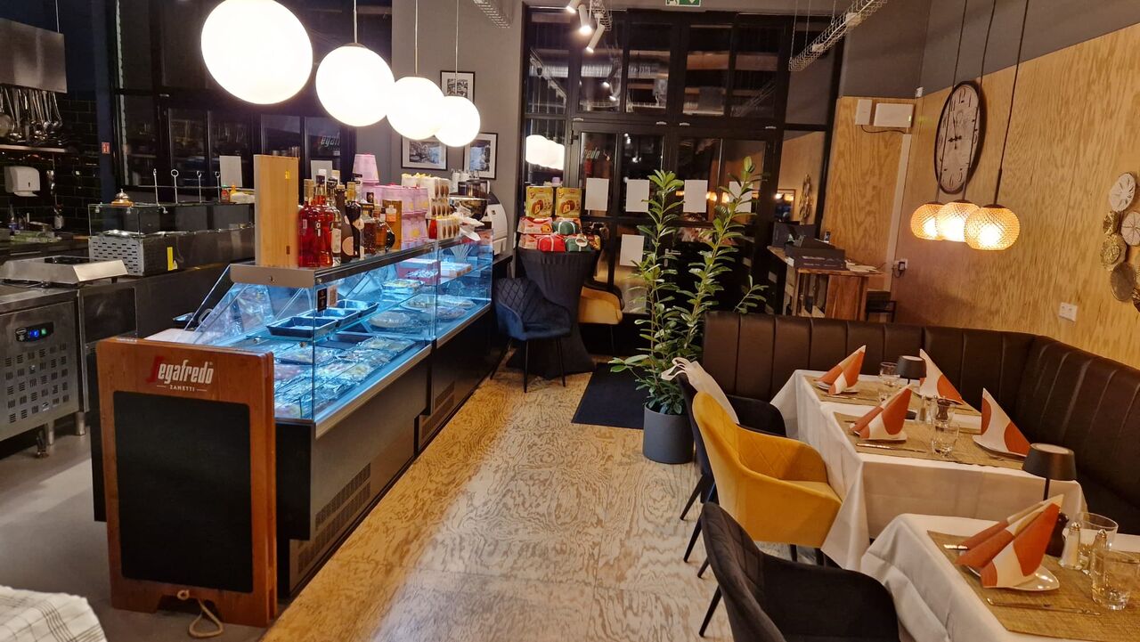 Bistro In Der Nähe Jetzt Geöffnet madera-bistrorante-restaurant.eatbu.com