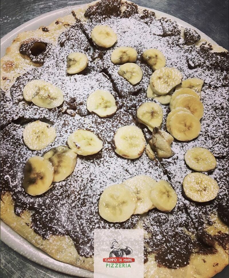E per i golosi...focaccia fatta a mano con nutella e banana?