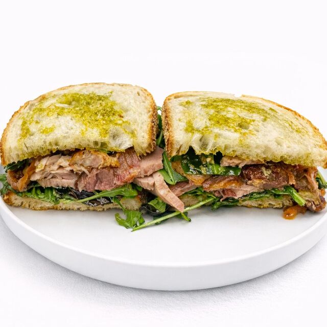 6. Sendviș cu Porchetta