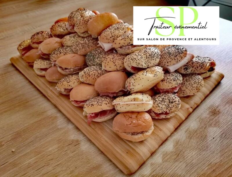 Pains navettes charcutiers ou légumes