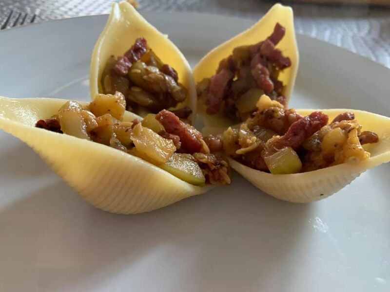 Pâtes farcies courgettes lardons