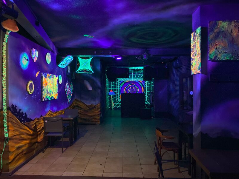 dostawiamy stoły i krzesła