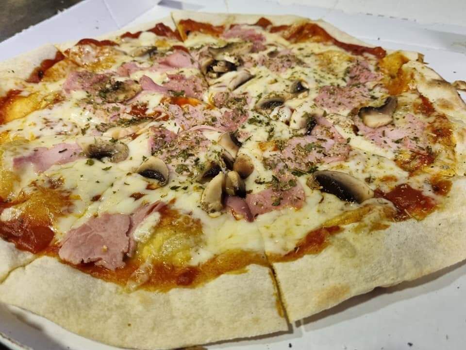 Pizza reine 