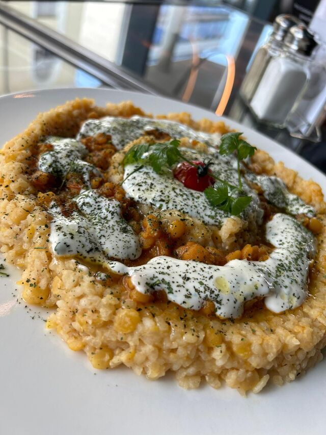 Afghanische Shola Ghorbandi 