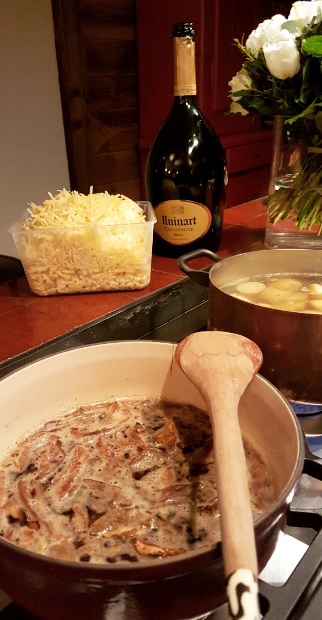 Fondue // Dîner à la Montagne // DVLA,Fondue // Dîner à la Montagne // DVLA,,,,,,,,,