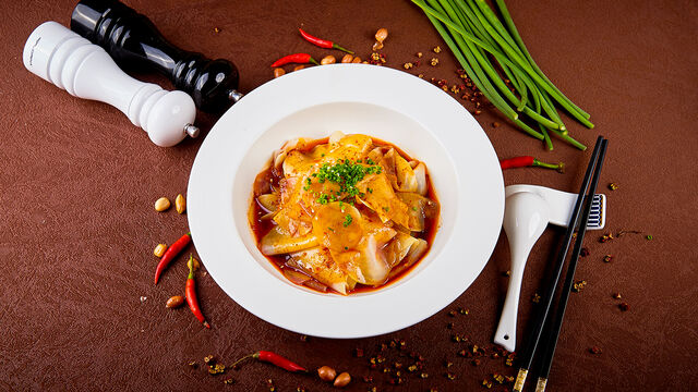 Ziemniaczane plasterki pikantne / Spicy potato slices 