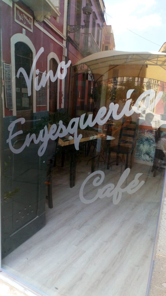 La Vino-Enyesqueria de Santa Brígida 