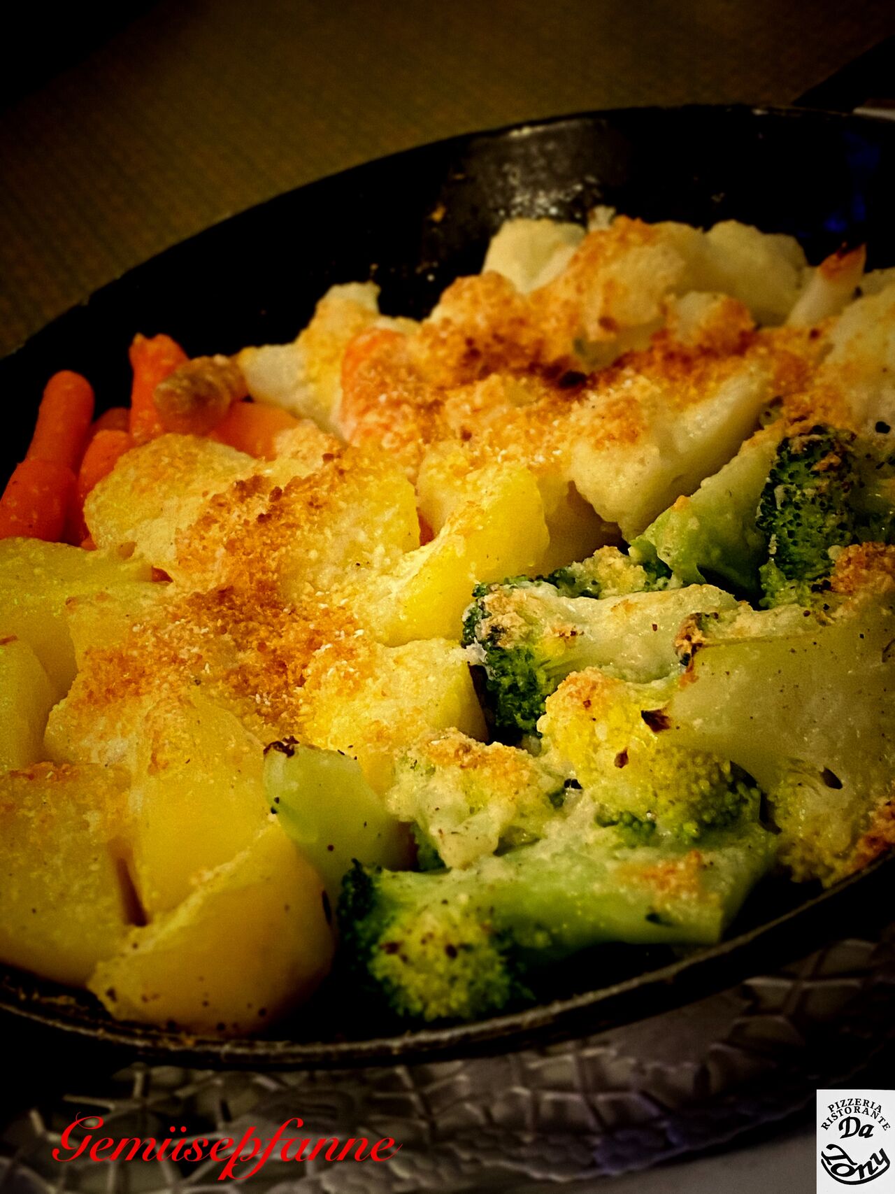 Gemüsepfanne überbacken mit Parmesan Käse