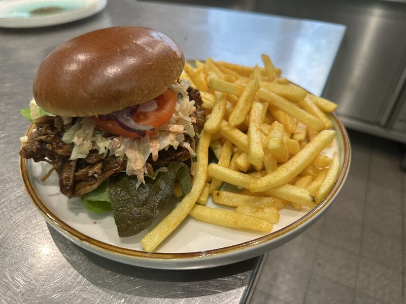 Pulled Pork Burger