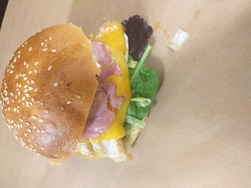 Burger poulet cheddar bacon