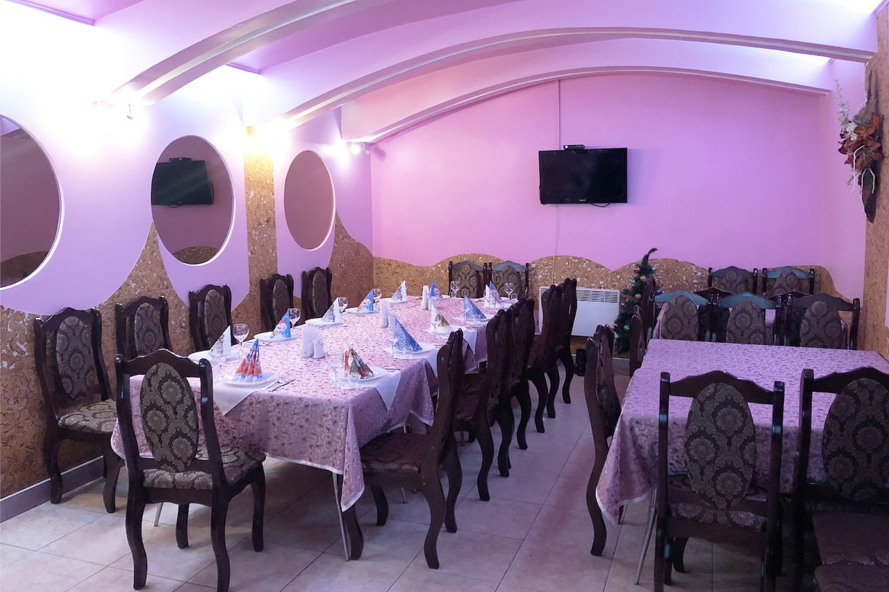 Зал «Рожевий»