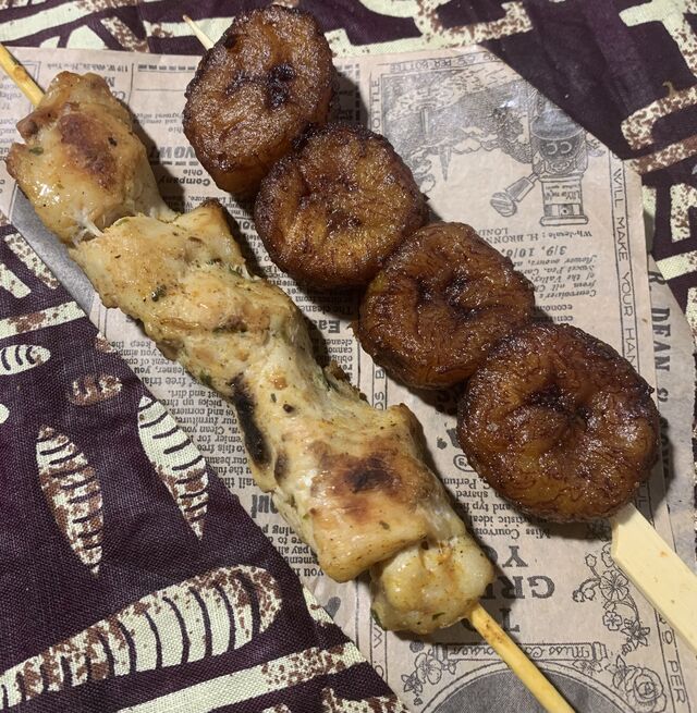 BROCHETTE ALOCO & BROCHETTE DE POULET