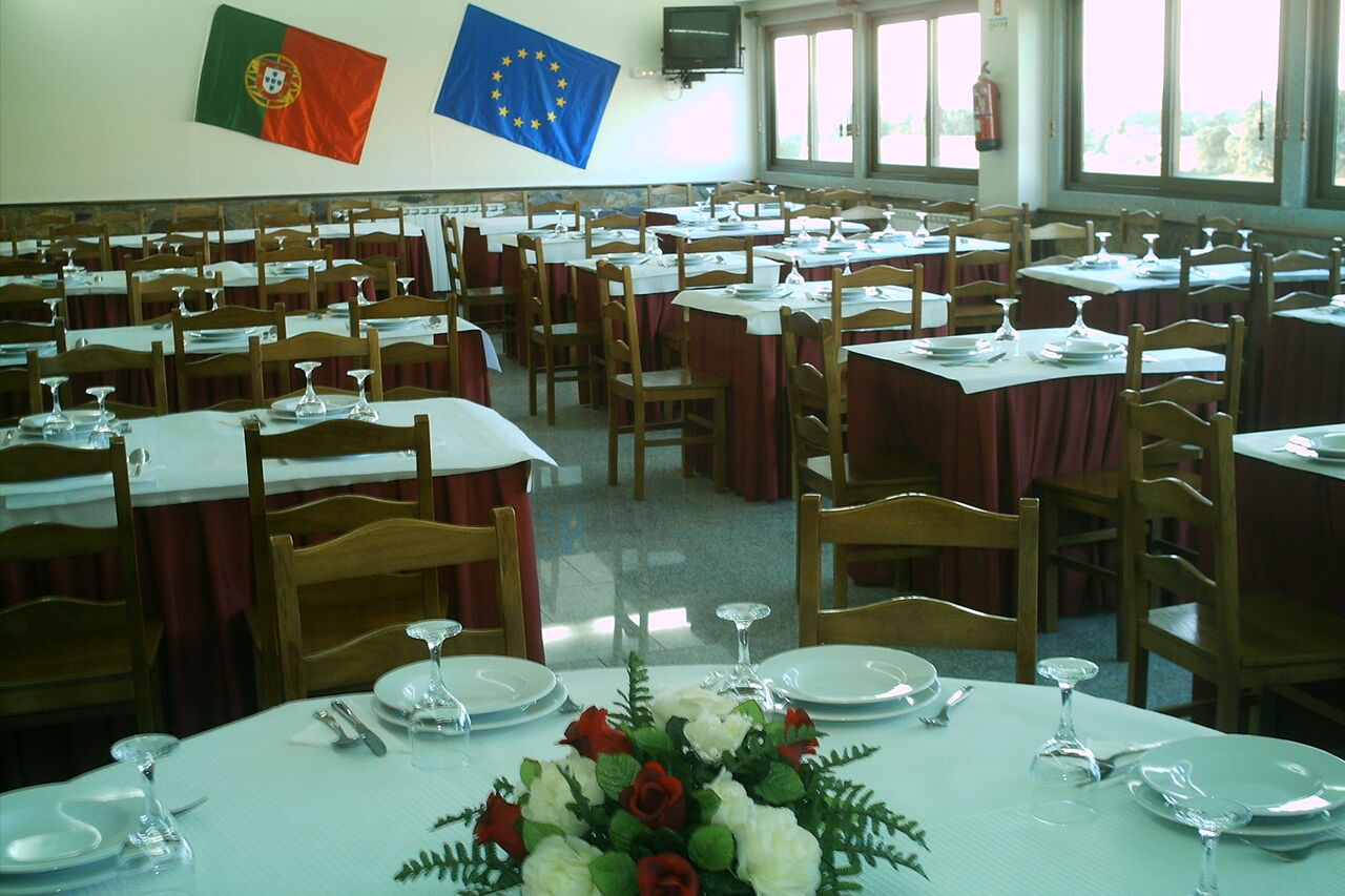 Autentisereia Alojamento, bar Restaurante