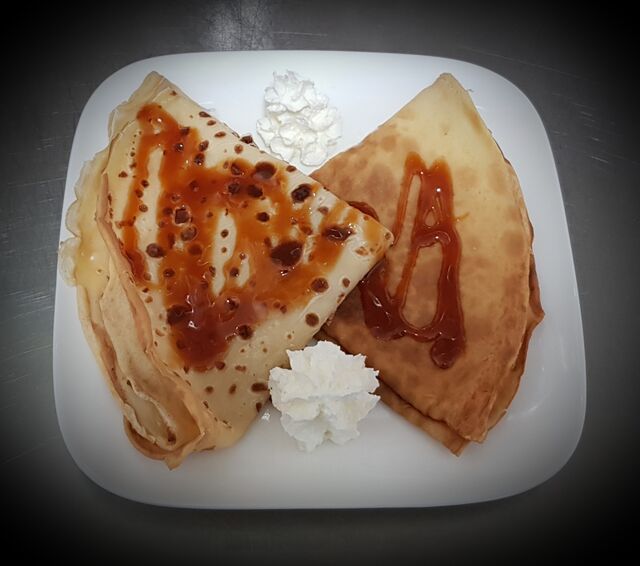 Crêpes maison et son coulis de caramel beurre salé