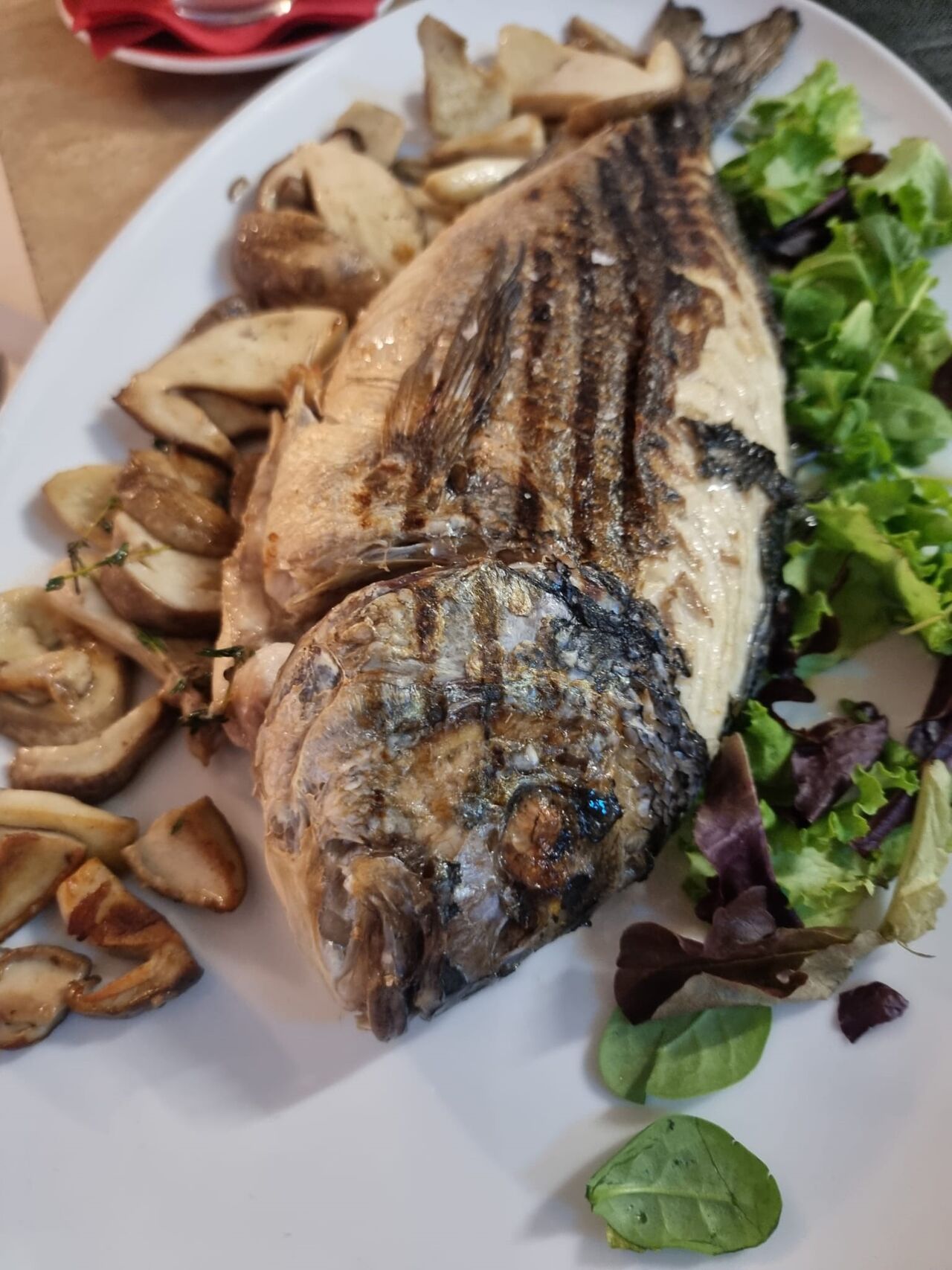 Orata e porcini freschi 