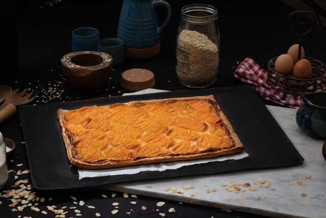 TARTE AUX FRUITS (12 PERSONNES ) 20€
