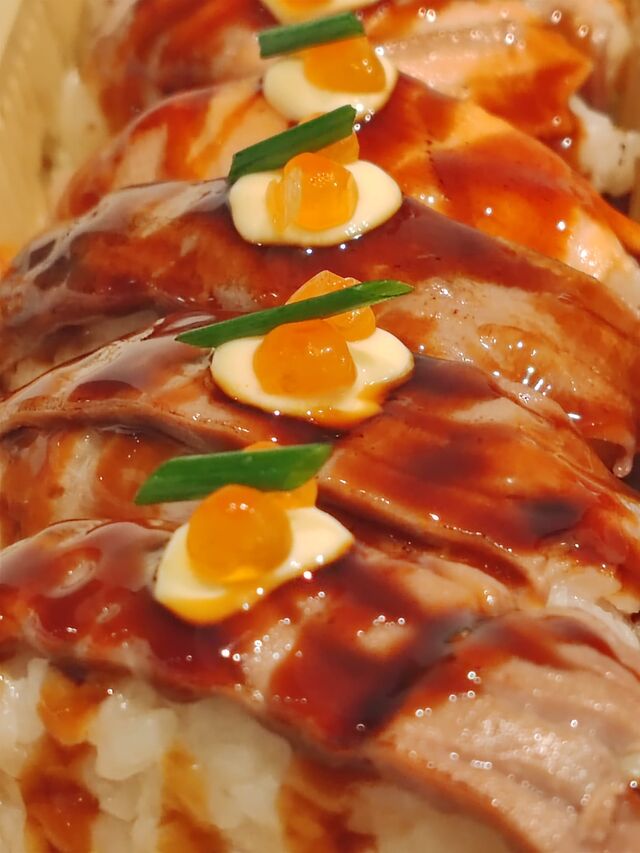 Ventrèche Flambée aux perles ikura