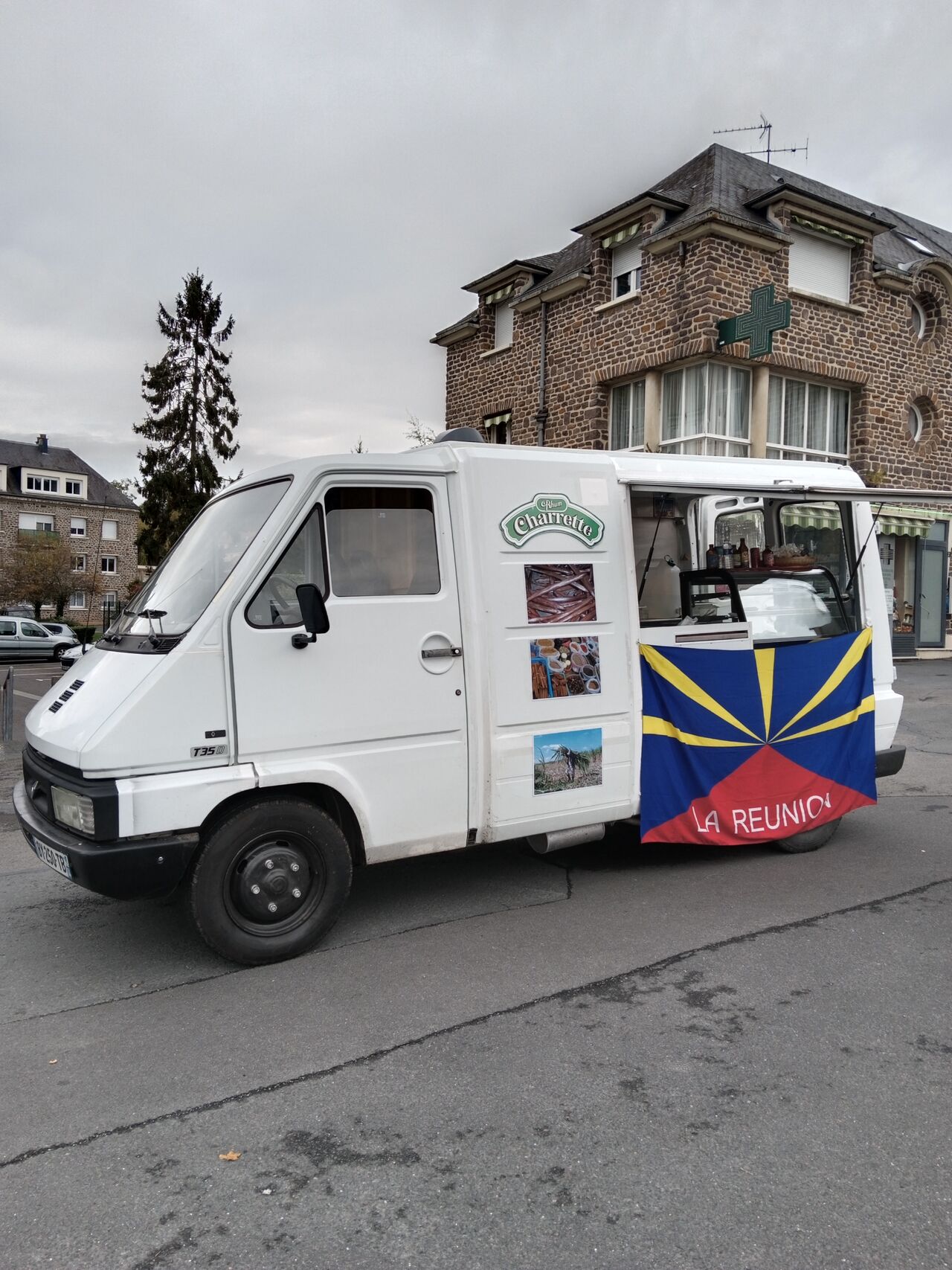 Le Longani à Pont d'Ouilly