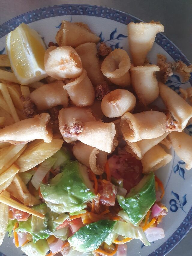 CALAMARES PEQUEÑOS FRITOS