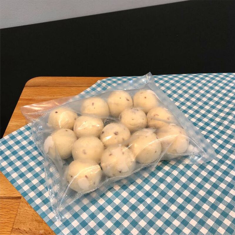 Mandioca com carne seca 250g