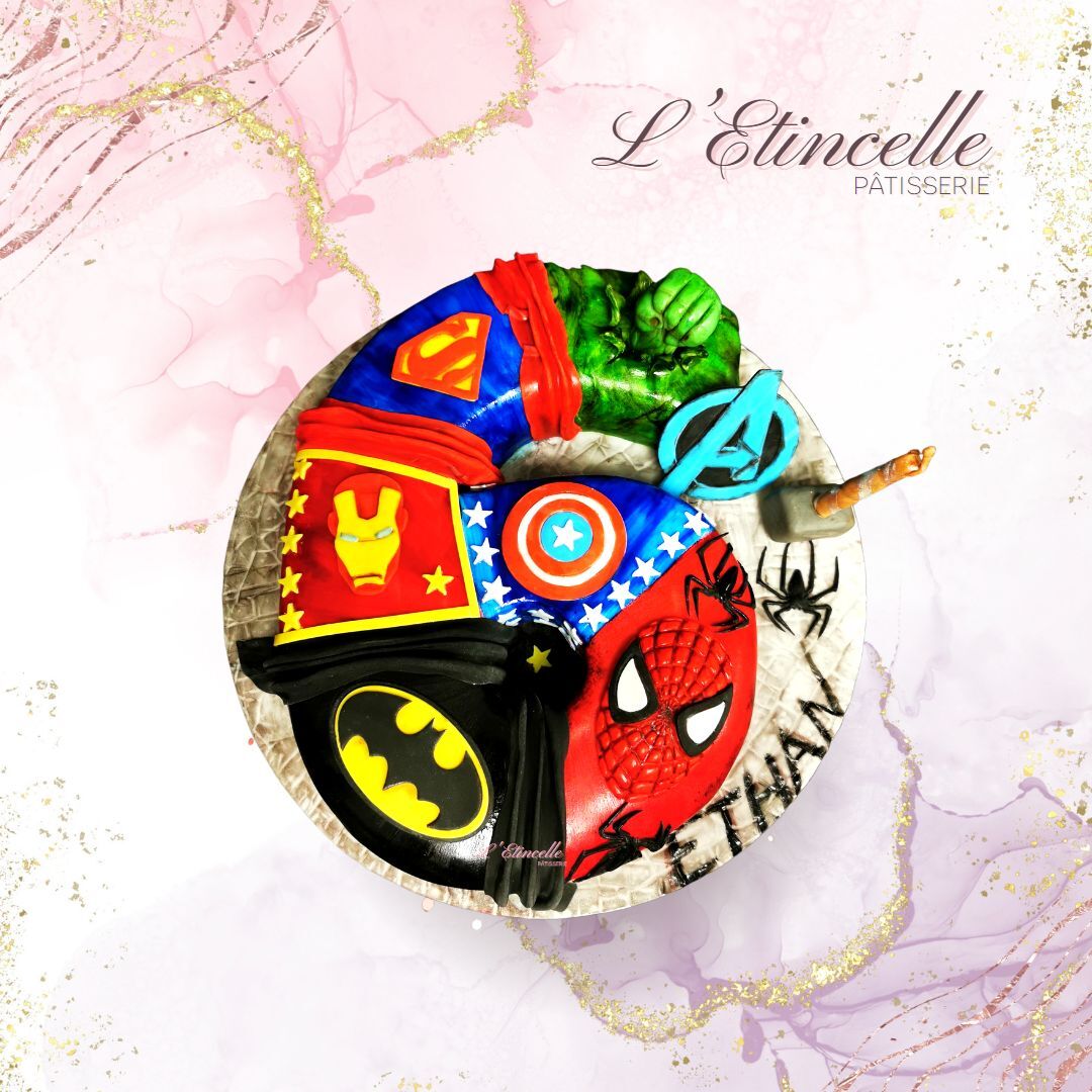 Gâteau Avengers forme 6