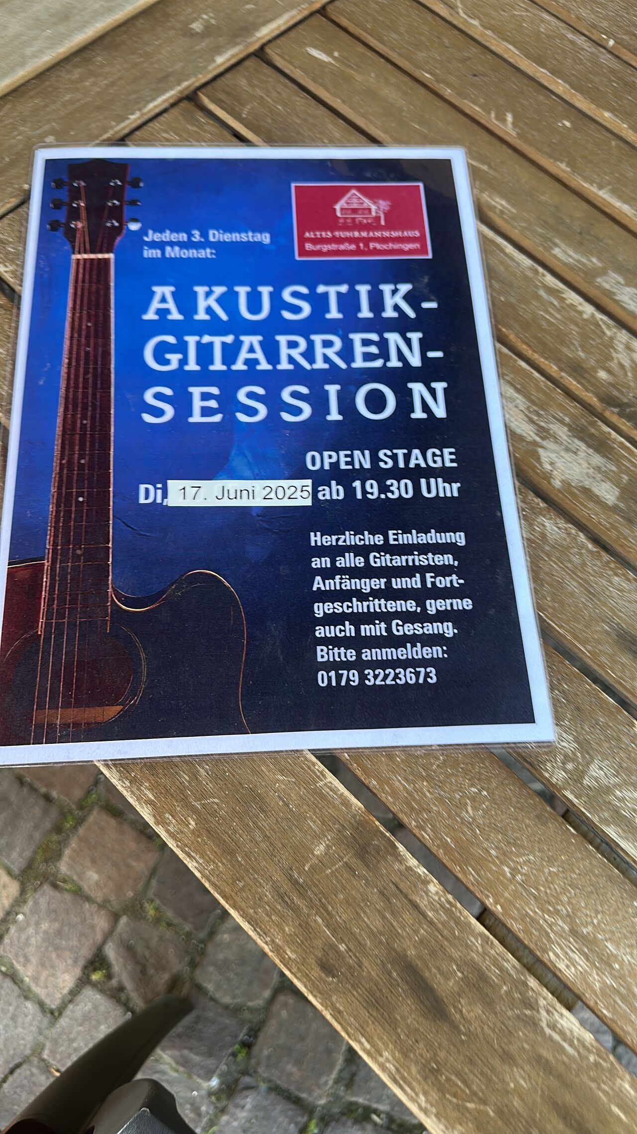 Akustik - Gitarren Session am Dienstag, 17.06.2025