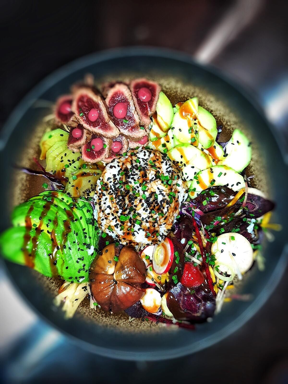 POKE BOWL Bœuf façon Tataki...
