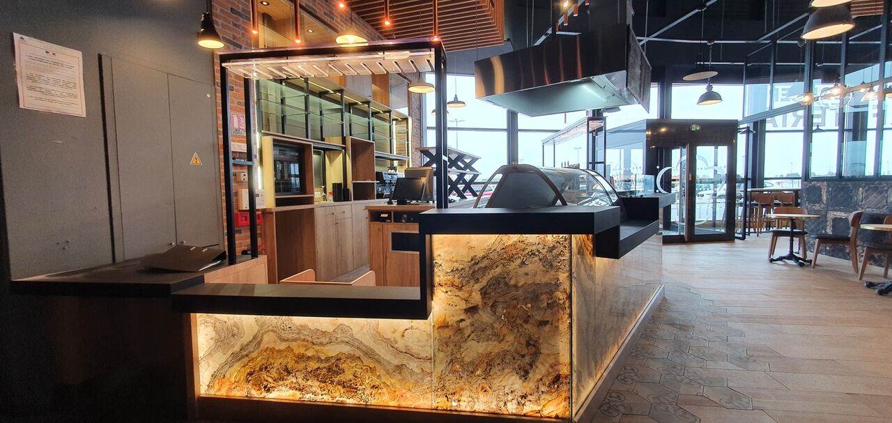 Le bar lounge