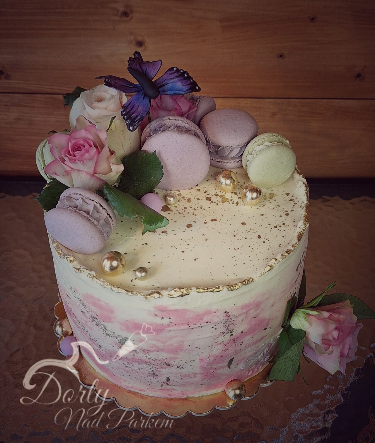 Pro ženu s makronkami