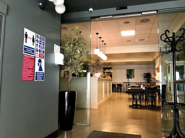 Igienizzante per le mani disponibile 