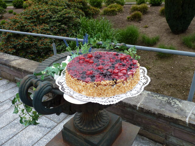 Unsere fruchtige Beerentorte