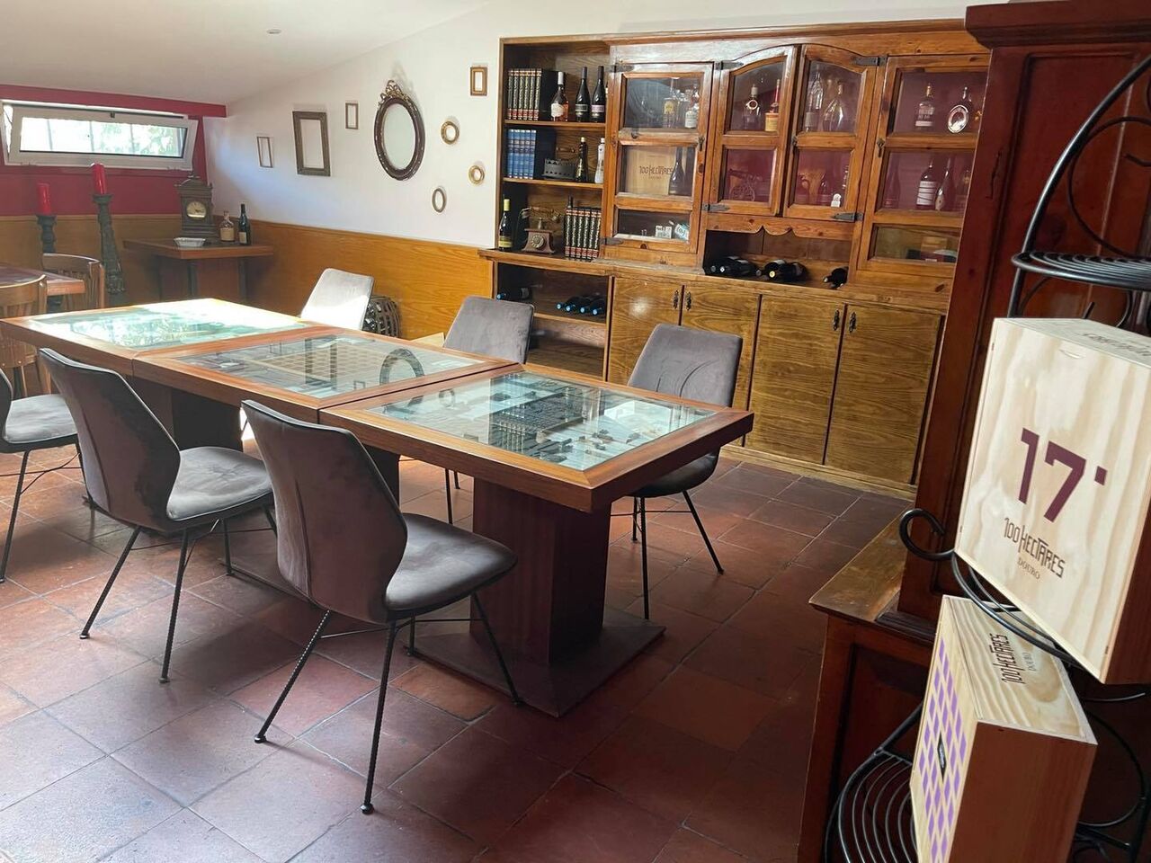 Sala Privada para Reuniões e Jantares de grupo ate 16 Pessoas