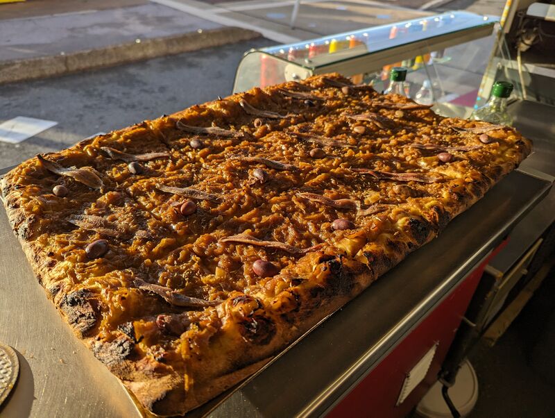 Pissaladière (part)