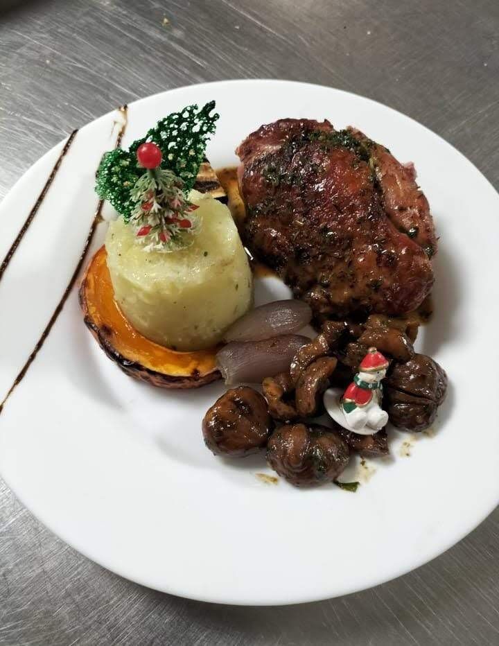 Cuisse de dinde rôtie