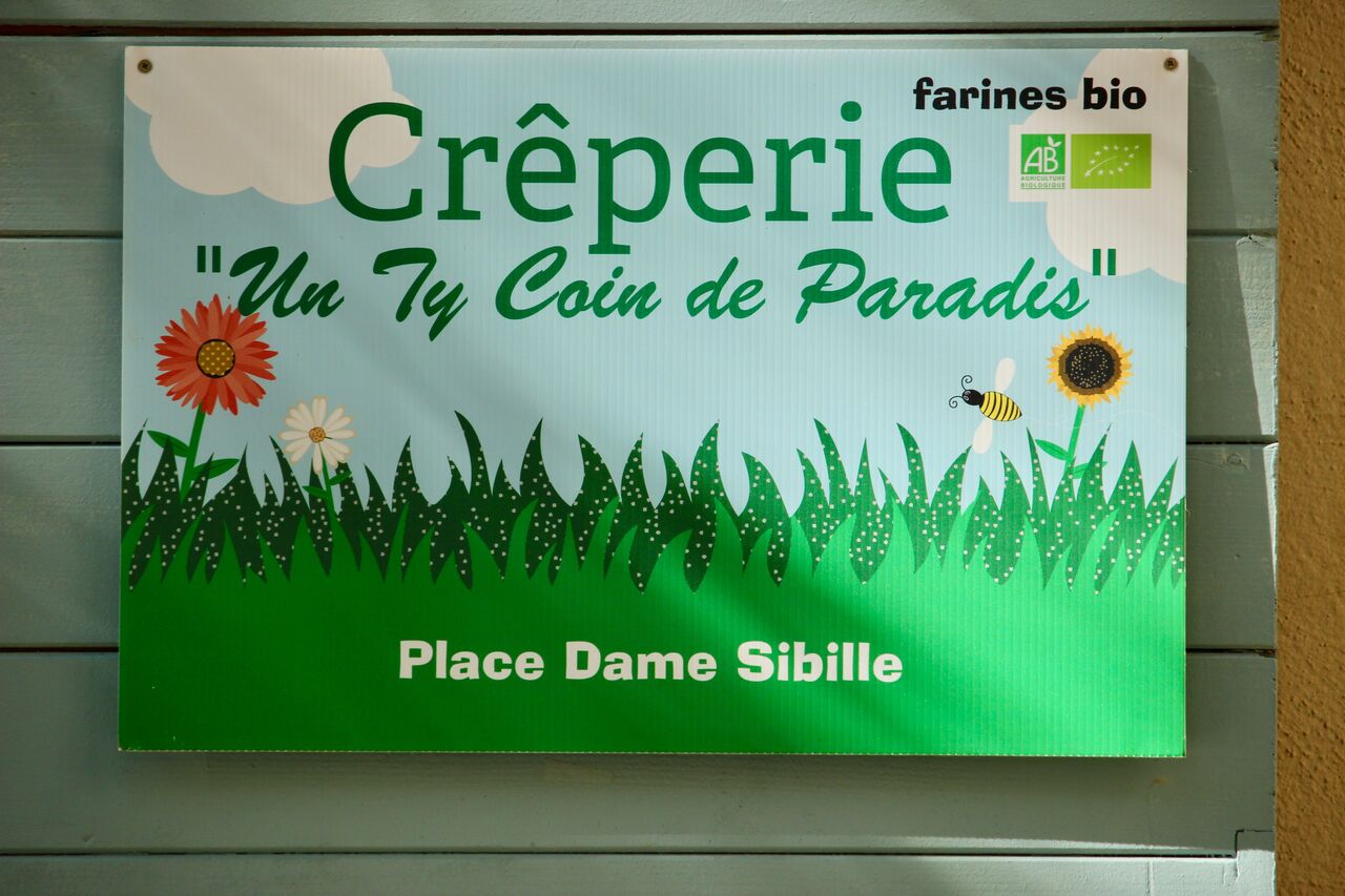 la place Dame Sibille un Ty Coin de Paradis dans le centre ville de Toulon 