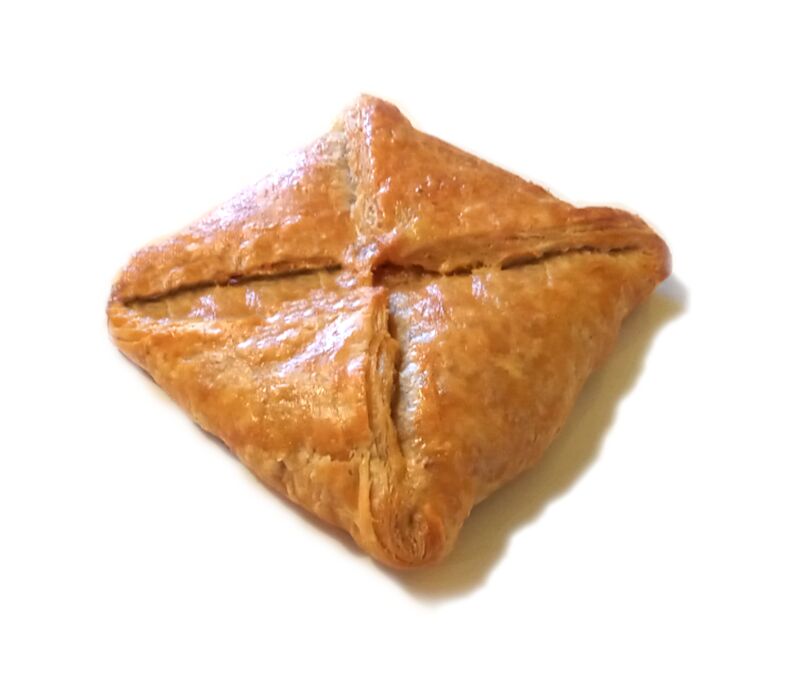 Feuilleté au poulet (Pâte feuilletée, poulet fermier, légumes de saison bio, Emmental).