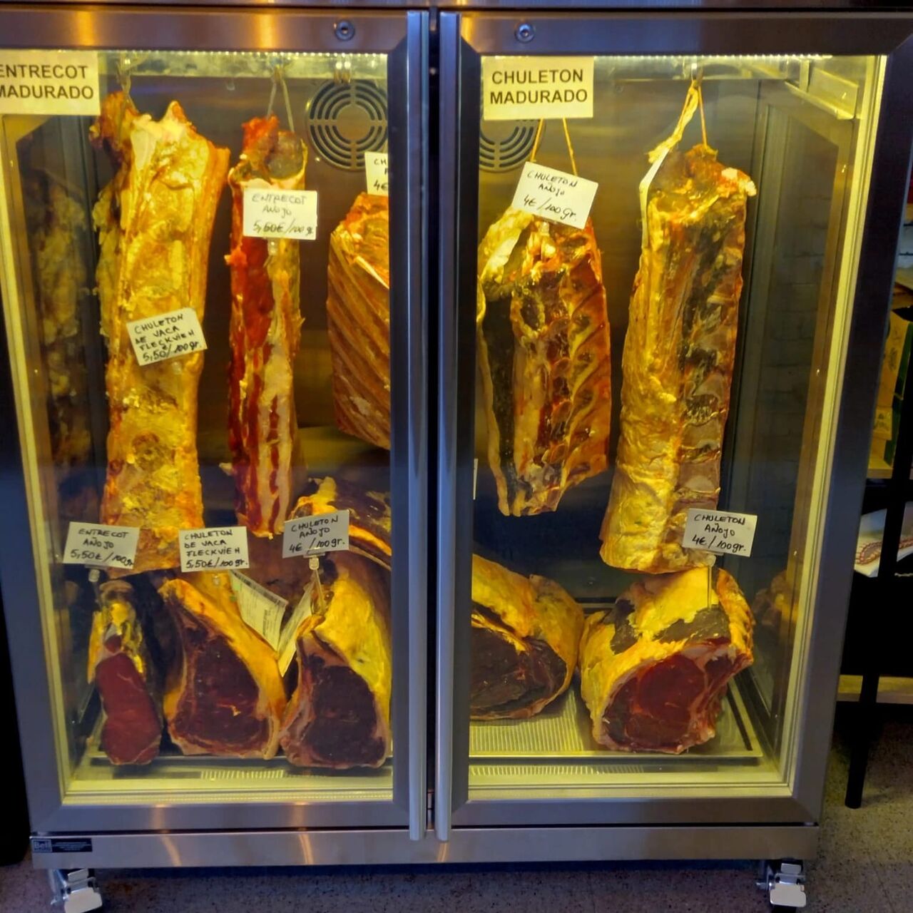 CHULETONES MADURADO ( VACA Y TERNERA)