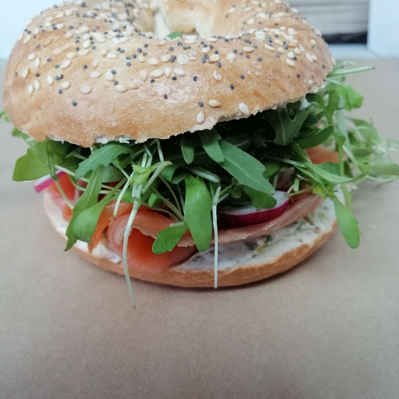 Atlantic (Zalm, Heksenkaas, Rode ui, Cresson en Radijsjes)7.50€