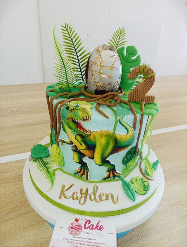 Gâteau cake Design thème dinosaure