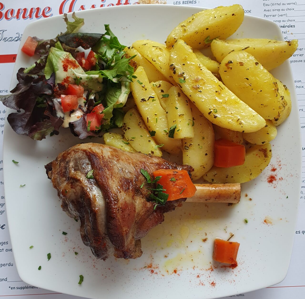 Souris d'agneau, pommes de terre rôties